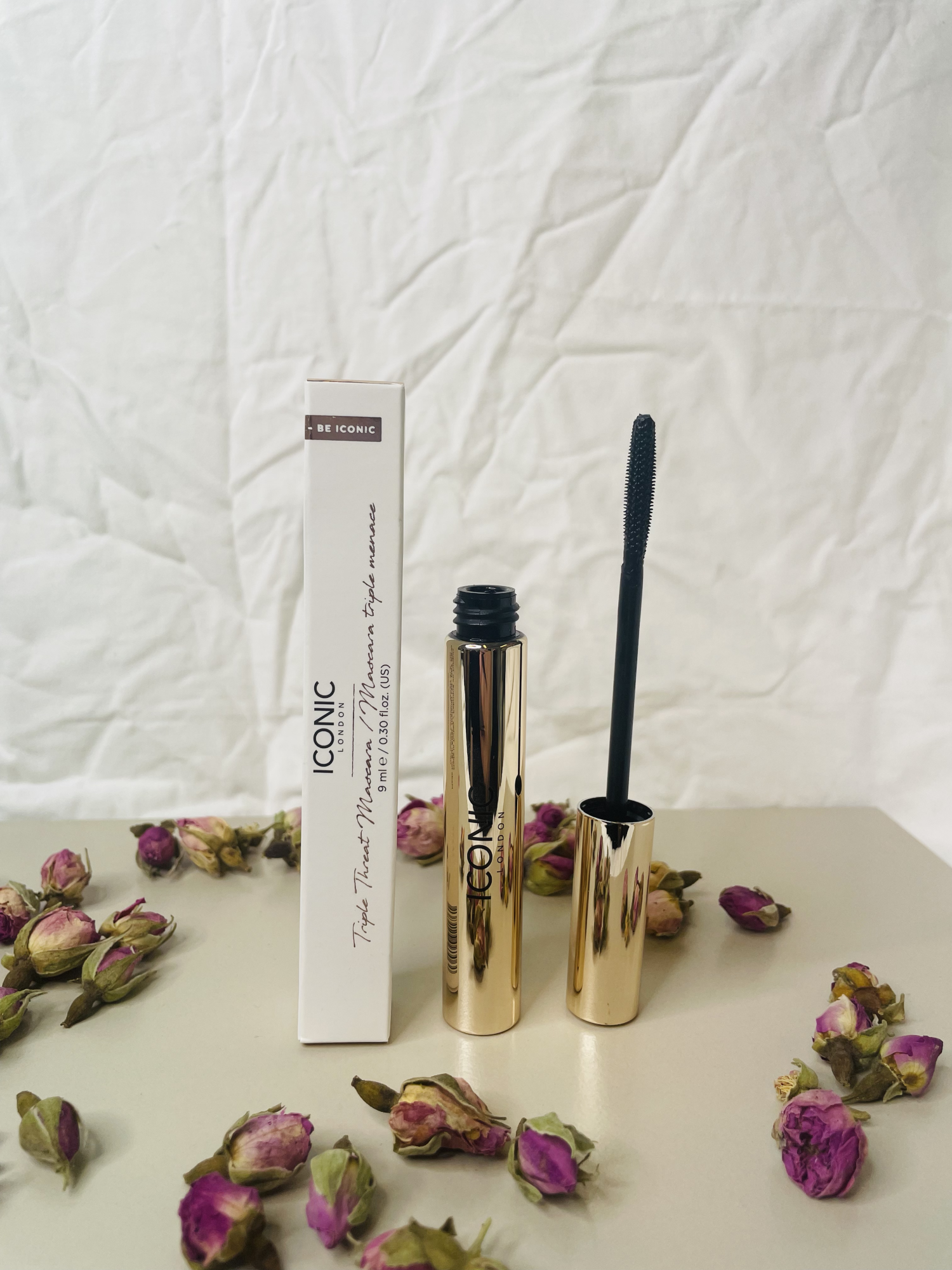 Iconic London Triple Threat Mascara - Sort Skønhed