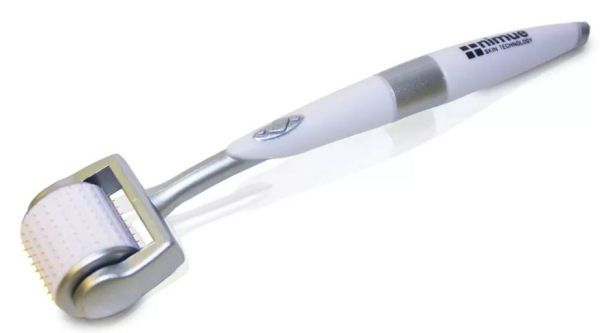 Nimue Professional Microneedle Roller 1 0 Mm  White Handle